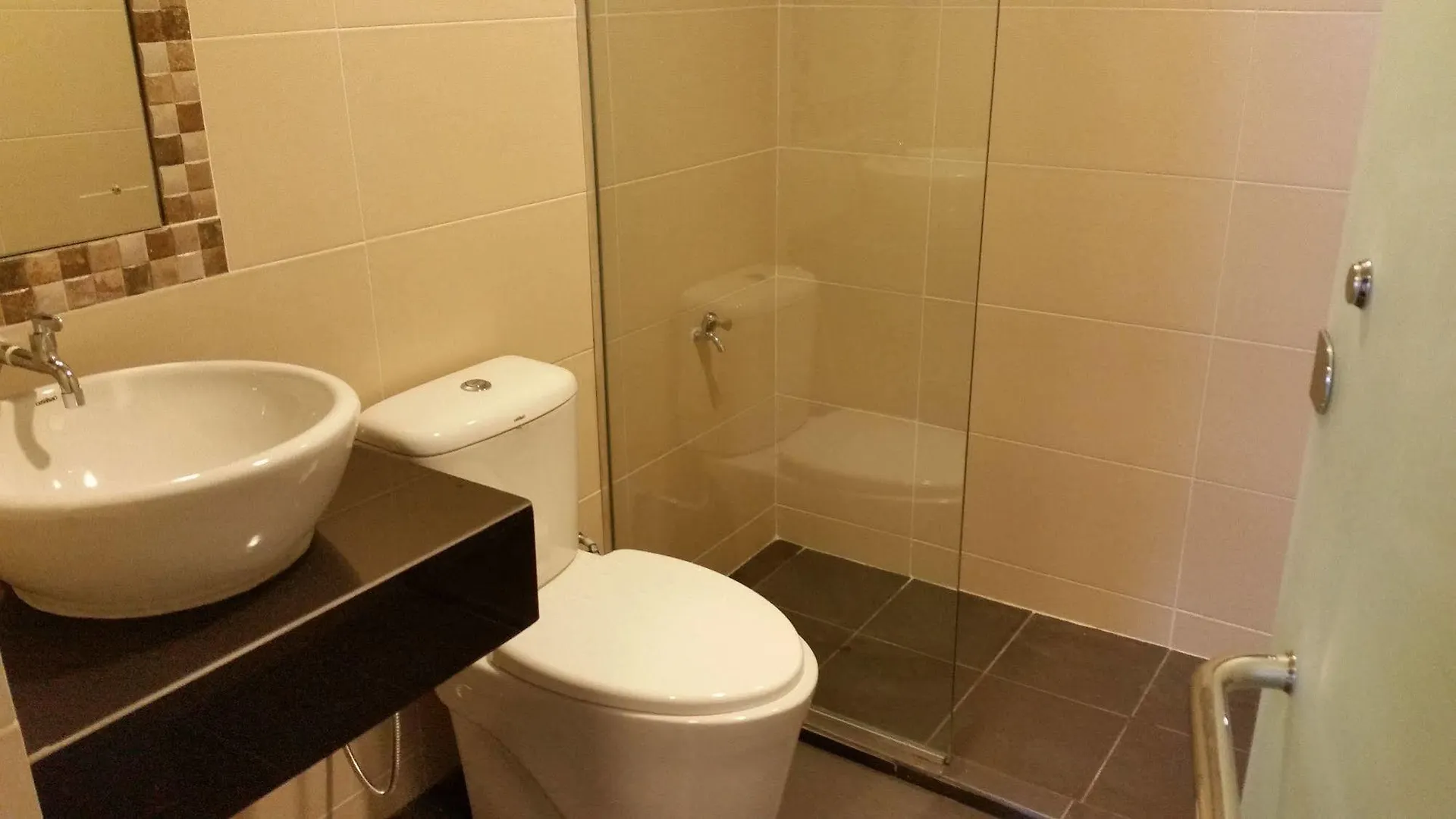 ** Motel Hotel Iskandar Kota Kinabalu Malaysia