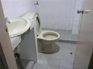 Hotel Iskandar Kota Kinabalu 2*,